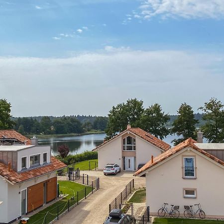 5 Sterne-Ferienhaus Eisvogel Am See Mit Sauna Und Kamin Krakow am See Esterno foto